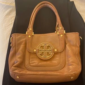 very nice small authentic tory burch Bag